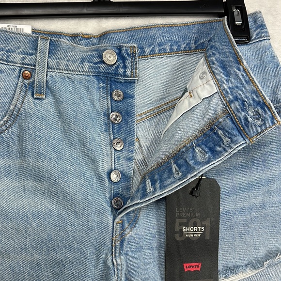 Levi's 501 Denim HighRise Light Blue Vintage Fray Hem Fitted Cotton Jean Shorts - Picture 7 of 12